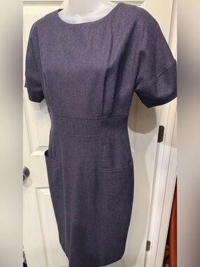 Classic Lela Rose Short-Sleeve Sheath Dress in Deep Plum/Gray